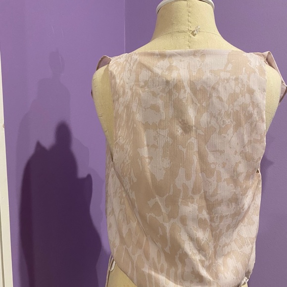 Ruffle Top - Picture 2 of 3